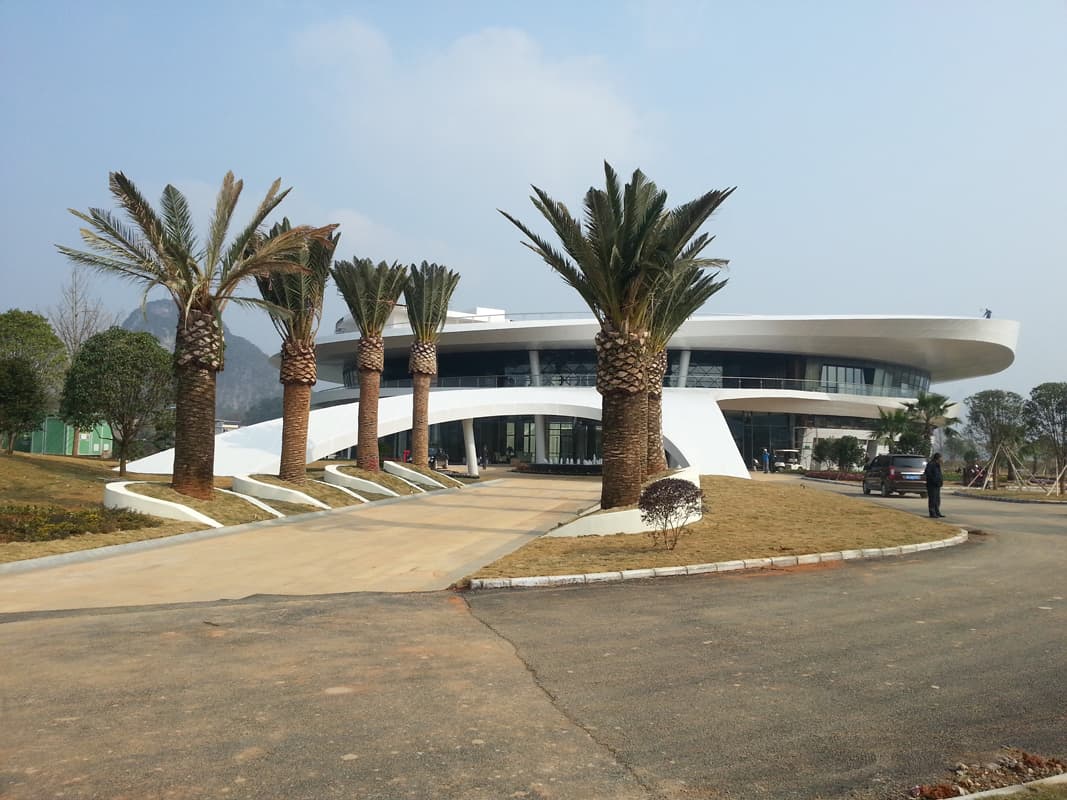 Guilin Golf Clubhouse - Image 3