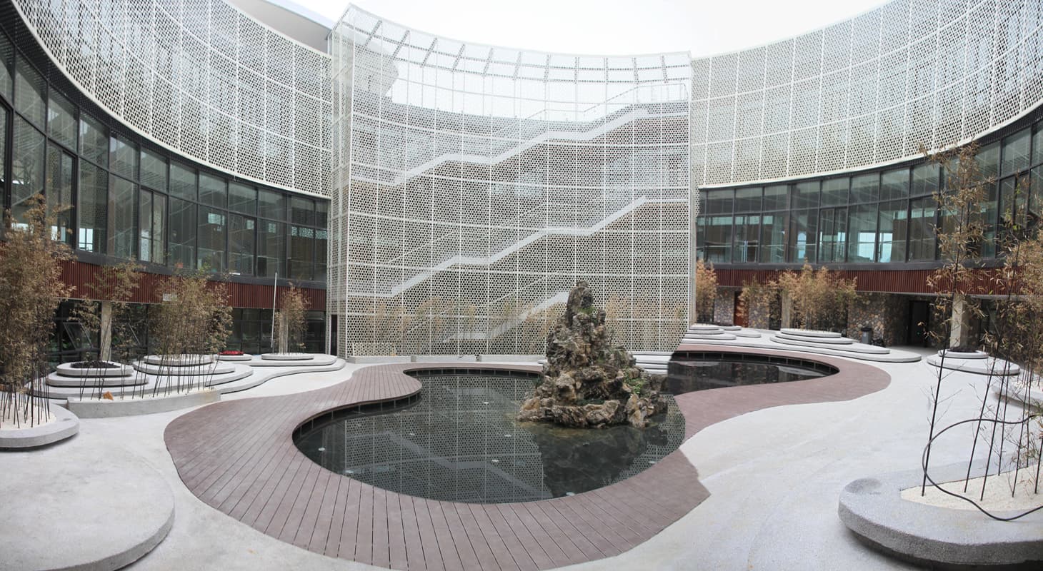 Guilin Golf Clubhouse - Image 4